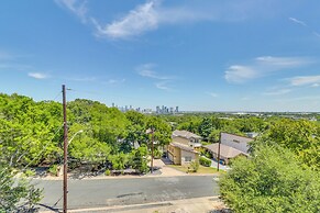 3 Mi to Dtwn: Centrally Located Austin Townhome