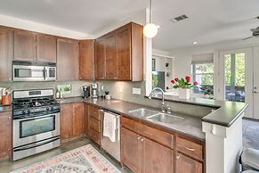 3 Mi to Dtwn: Centrally Located Austin Townhome