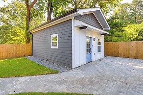 East Point Gem: 8 Mi to Dtwn Atlanta!