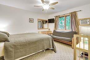 Peaceful Highland Lake Home w/ Kayaks, Dock Access