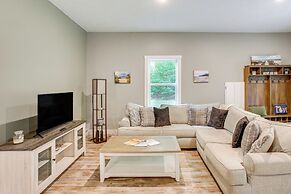 Patio, Grill + Fire Pit: Traverse City Home