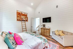 Elegant Broken Bow Gem w/ Private Pool & Game Room