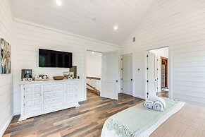 Elegant Broken Bow Gem w/ Private Pool & Game Room