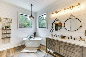 Elegant Broken Bow Gem w/ Private Pool & Game Room