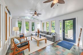 Waterfront Urbanna Home w/ Private Dock & Pool