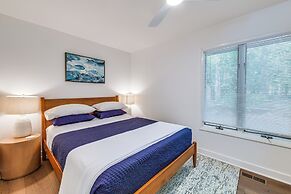 Waterfront Urbanna Home w/ Private Dock & Pool