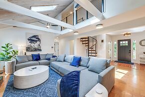 Waterfront Urbanna Home w/ Private Dock & Pool