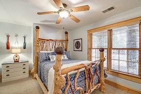 Sprawling Minnesota Home w/ On-site Lake Access