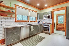 Historic Hillsdale Home Near Downtown!