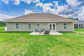 Pet-friendly Home w/ Patio in Loris!