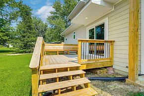 Rock Hall Retreat w/ Balcony Near Park & Marina!