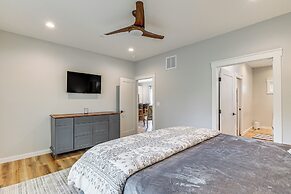 Rock Hall Retreat w/ Balcony Near Park & Marina!