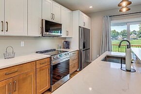 Rock Hall Retreat w/ Balcony Near Park & Marina!