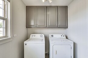 Pet Friendly Home w/ Yard & Grill in Crowell!