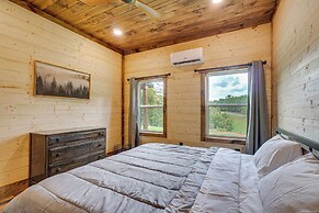 Hot Tub & Mtn Views: Pet-friendly Englewood Cabin
