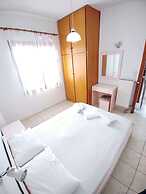 Captain Michalis Apartments