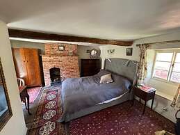 Idyllic Historic Thatched Cottage Hardy's Dorset