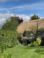 Idyllic Historic Thatched Cottage Hardy's Dorset