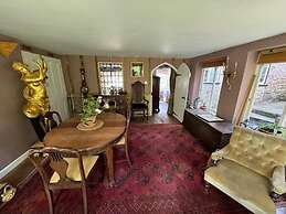 Idyllic Historic Thatched Cottage Hardy's Dorset