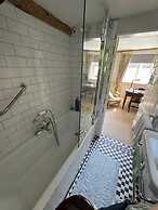 Idyllic Historic Thatched Cottage Hardy's Dorset