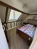 Idyllic Historic Thatched Cottage Hardy's Dorset