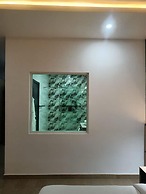 G Pinnacle Signature Hotel