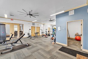 Luxurious 1 Bed 1 Bath Apartment At The Meadows-Pet Friendly by FlexHa