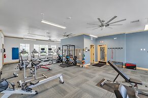 Luxurious 1 Bed 1 Bath Apartment At The Meadows-Pet Friendly by FlexHa