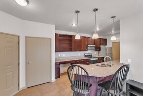 Luxurious 1 Bed 1 Bath Apartment At The Meadows-Pet Friendly by FlexHa