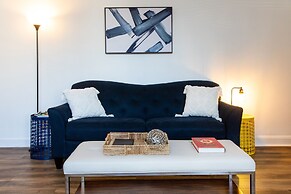 Chic 1br/1ba Midtown Apartment 1 Bedroom Apts by RedAwning