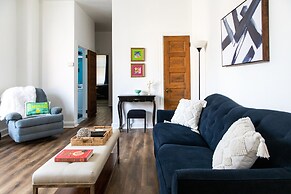 Chic 1br/1ba Midtown Apartment 1 Bedroom Apts by RedAwning