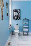 Chic 1br/1ba Midtown Apartment 1 Bedroom Apts by RedAwning