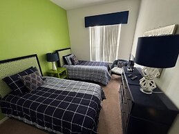 Scott Disney Villa 5 Bedroom Home by RedAwning