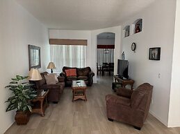 Scott Disney Villa 5 Bedroom Home by RedAwning