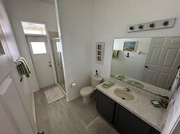 Scott Disney Villa 5 Bedroom Home by RedAwning