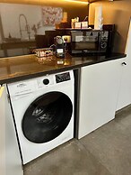 Villa Anvers 4 BDR Parking