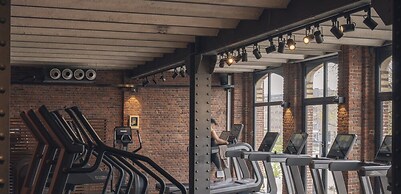 Villa Anvers 4 BDR Parking