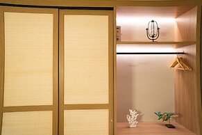 Setai Yacht Luxxor - By Almare Flats