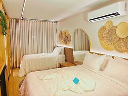 Setai Yacht Luxxor - By Almare Flats