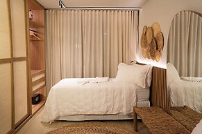 Setai Yacht Luxxor - By Almare Flats