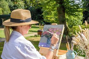 Secret Waterside Lodges in Worcestershire