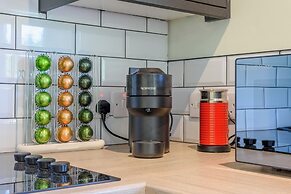 Secret Waterside Lodges in Worcestershire