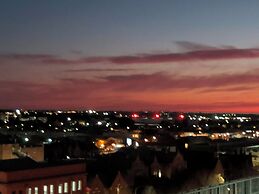 Adelaide Central Skyline Panoramic Suite