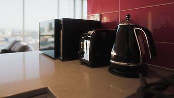 Adelaide Central Skyline Panoramic Suite