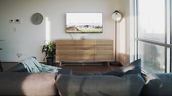 Adelaide Central Skyline Panoramic Suite