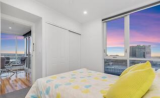 Adelaide Central Skyline Panoramic Suite