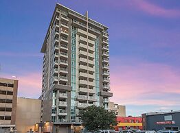 Adelaide Central Skyline Panoramic Suite