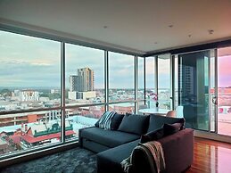 Adelaide Central Skyline Panoramic Suite