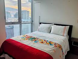 Adelaide Central Skyline Panoramic Suite