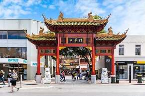 Adelaide Central Skyline Panoramic Suite